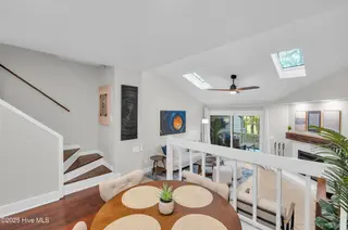 207 Saint Luke Court, Wilmington, NC 28409 — 2-bedroom waterfront townhome in Caneel Cove, Wilmington, NC, photo 6 of 34: 207 st luke ct -00011