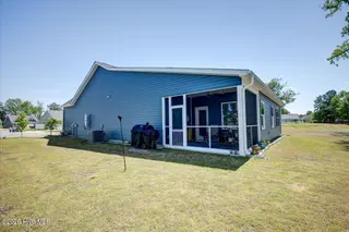 2034 Bogue Lane, New Bern, NC 28562 – photo 7: 07-2034_Bogue Ln-43