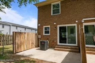 101 David Drive B1, Greenville, NC 27858 – photo 19: 25-web-or-mls-LHV_6281