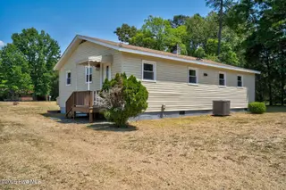 9932 Straight Gate Road, Whitakers, NC 27891 — 3-bedroom home, Whitakers, NC, photo 18 of 22: 021-9932StraightGateRoad-Whitakers-NC-27