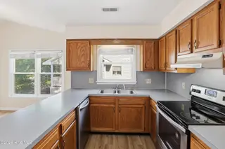123 W Victoria Court F, Greenville, NC 27834 – photo 13: 9_892a8277