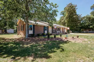 3107 Tilghman Road N, Wilson, NC 27896 – photo 2: IMG_2729