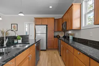 1410 Snapper Lane Unit 2, Carolina Beach, NC 28428 – photo 20: 36-web-or-mls-DSC06053