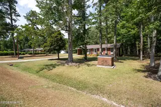 182 Crabapple Lane, Lake Waccamaw, NC 28450 – photo 6: Crabapple182-1FShaneL33A6381 copy