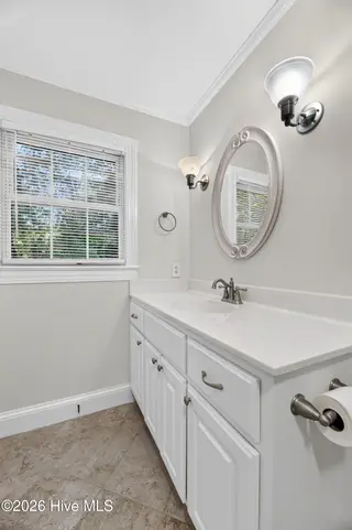202 Queen Annes Road, Greenville, NC 27858 – photo 23: primary bath