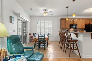 256 Downing Glen Place, Calabash, NC 28467 — 4-bedroom home in The Farm, Calabash, NC, photo 8 of 42: Breakfast nook