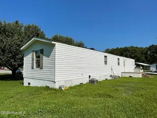 108 Conch Court, Gloucester, NC 28528 – photo 4: 108 Conch Ct