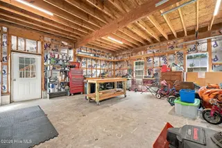 202 Holyoke Drive, Washington, NC 27889 – photo 7: 51-web-or-mls-IMG_0092