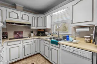 1541 Belgrade-Swansboro Road, Maysville, NC 28555 – photo 12: belgrade-18