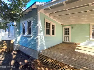 1513 Rhem Avenue, New Bern, NC 28560 – photo 14: 20251209_122846