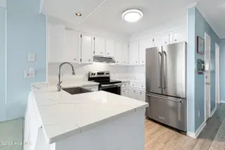 2111 W Ft Macon Road 248 Dunescape, Atlantic Beach, NC 28512 – photo 13: Open kitchen