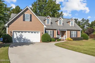 402 Meadowlark Drive, Winterville, NC 28590 – photo 6: 2-web-or-mls-BLS_0005