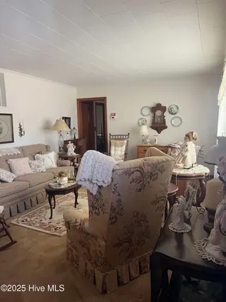 215 Nunn Street, Havelock, NC 28532 – photo 22: Livingroom 3