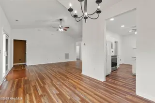 5009 N Hampton Drive SE, Southport, NC 28461 – photo 8: 5009NHamptonDrSE - 24