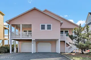 913 N Anderson Boulevard, Topsail Beach, NC 28445 – photo 1: 6G8A4024
