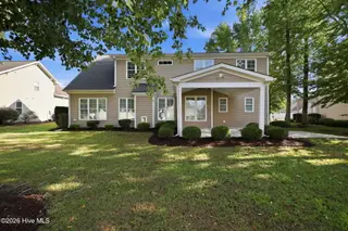 3800 Colony Woods Drive, Greenville, NC 27834 – photo 8: 8-web-or-mls-BLS_0008 (1)
