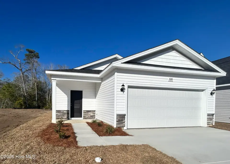 2026 Creekview Landing Boulevard SW, Shallotte, NC 28470 – photo 1 of 2: 91