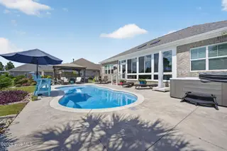 8629 Hammocks Cove Trail NE, Leland, NC 28451 — 4-bedroom home in Compass Pointe, Leland, NC, photo 3 of 61