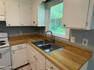 210 Church Street, Chadbourn, NC 28431 – photo 5: Kitchen