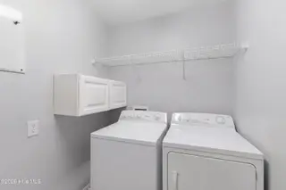 104 S 3rd Street I-1 & Slip 5 Atlantic Harbour, Morehead City, NC 28557 – photo 23: Laundry