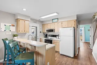 292 Brunswick Avenue W # B, Holden Beach, NC 28462 – photo 6: 292 B Ocean Blvd W