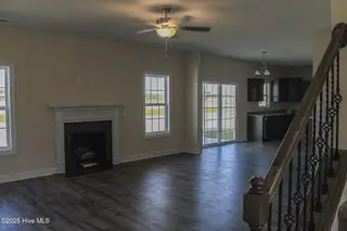 216 Windsor Run Boulevard, Jacksonville, NC 28546 – photo 7: IMG_2384
