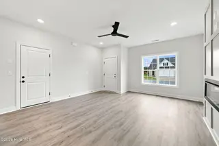 2020 Dartford Drive B, Greenville, NC 27834 – photo 6: 7-web-or-mls-BLS_0008