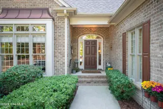 29 Abbottsford Drive, Pinehurst, NC 28374 — 3-bedroom home in Pinewild CC, Pinehurst, NC, photo 3 of 68: DSC_9603