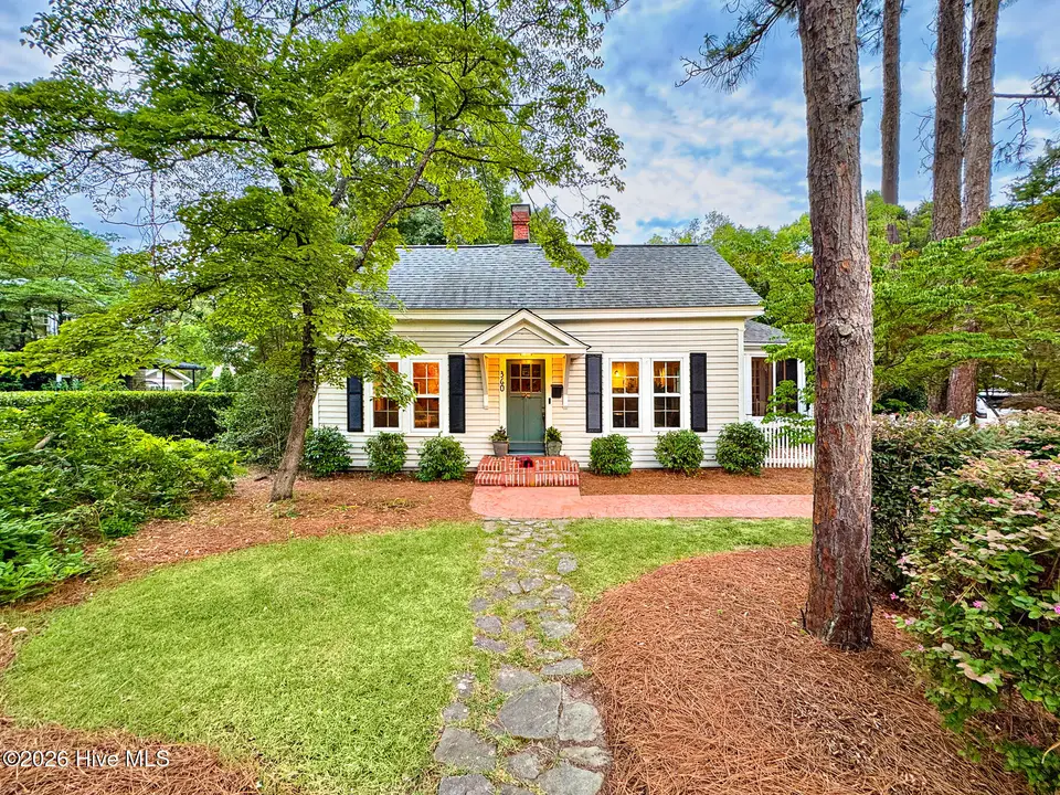 360 S Ashe Street, Southern Pines, NC 28387 – photo 1 of 55: Sayer_360SAshe-0001