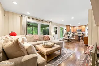 1203 Greenbriar Road, Kinston, NC 28501 – photo 21: 21-web-or-mls-IMG_0008