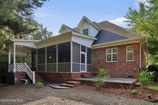 815 Kensington Drive, Greenville, NC 27858 – photo 22: 21-web-or-mls-IMG_0006-(1)_edit