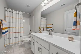 606 Turkey Trot Trail, Maysville, NC 28555 – photo 23: Full-Bath Upstairs