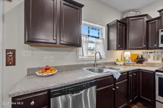 852 Dynasty Drive, Jacksonville, NC 28546 – photo 14: 15-web-or-mls-_RAD2952