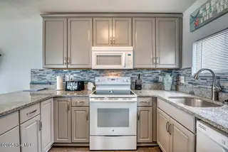 2314 New River Inlet Road 1, North Topsail Beach, NC 28460 – photo 23: 23