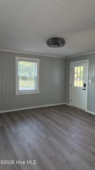 208 Clay Street, Kinston, NC 28501 – photo 7: front door