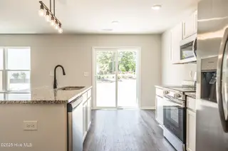 780 W Illinois Avenue, Southern Pines, NC 28387 – photo 10: DSC06111