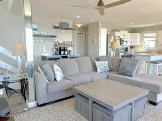 209 W Beach Drive, Oak Island, NC 28465 – photo 12: 209 W Beach Drive 16