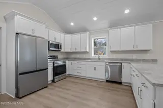 613 Mulberry Street, Beaufort, NC 28516 – photo 7: 7-web-or-mls-1S3A0004