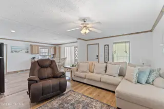 1087 Alvin Street SW, Supply, NC 28462 — 3-bedroom manufactured home in Tropical Shore, Supply, NC, photo 13 of 30