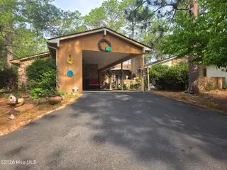 642 Redwood Drive, Southern Pines, NC 28387 — 2-bedroom townhome in Knlwd Vlg, Southern Pines, NC, photo 2 of 41