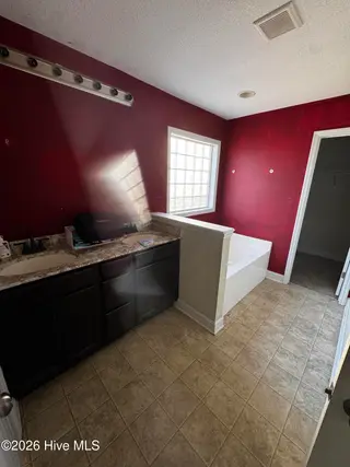 316 Starky Drive, Richlands, NC 28574 – photo 6: IMG_8252