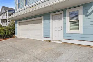 1617 S Shore Drive, Surf City, NC 28445 – photo 9: 10_1617_s_shore_dr_0010