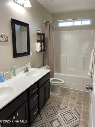 309 Basil Court, Hubert, NC 28539 – photo 19: 309 basil bath2