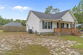 191 Crystal Road, Southport, NC 28461 — 3-bedroom home in Boiling Spring Lakes, Southport, NC, photo 5 of 51: 5-web-or-mls-BTS04738