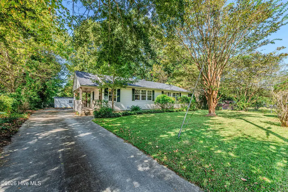519 Oak Lane, Jacksonville, NC 28540 – photo 1 of 75: RB (53 of 57)