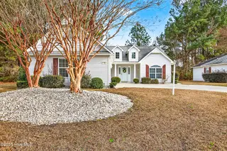 404 Jasmine N, Swansboro, NC 28584 — 3-bedroom condo in The Villages at Swansboro, Swansboro, NC, photo 1 of 36