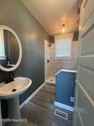 1014 W Main Street, Elizabeth City, NC 27909 – photo 22: Downstairs Bath