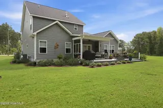 2200 Three Oaks Drive, Greenville, NC 27858 – photo 6: 10-web-or-mls-BLS_0006 (1)