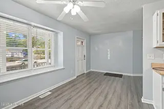 114 NW 23rd Street, Oak Island, NC 28465 — 2-bedroom home in Pinners Point, Oak Island, NC, photo 7 of 32: 18-web-or-mls-DSC09363