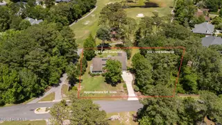 304 Lord Granville Drive, Morehead City, NC 28557 – photo 1: Approximate lot lines